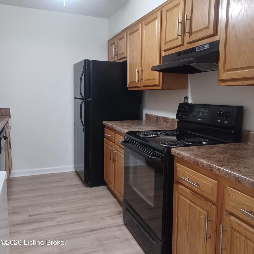 3507 Lodge Ln #313 - Photo 2 of 7