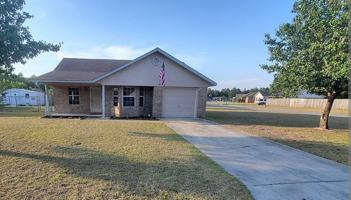 featured image of 863 Lyndsi Ln #1