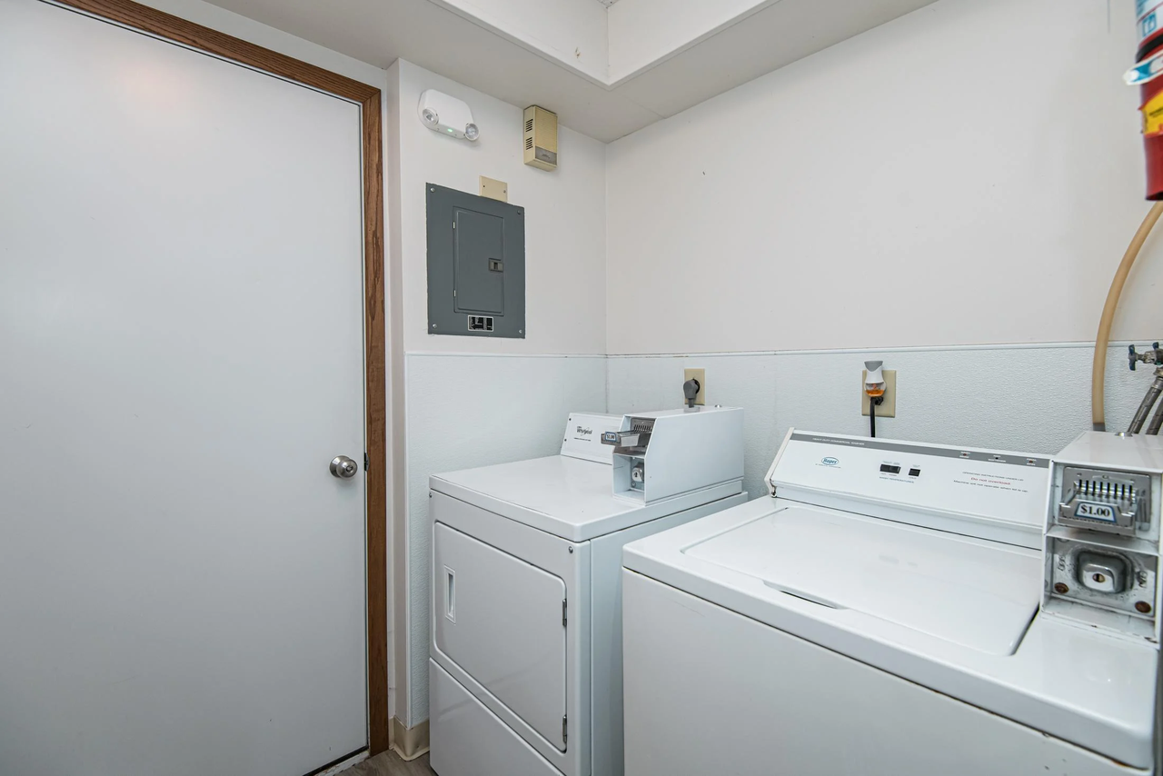 West Willow 1901 26th Ave NW - Photo 5 of 17