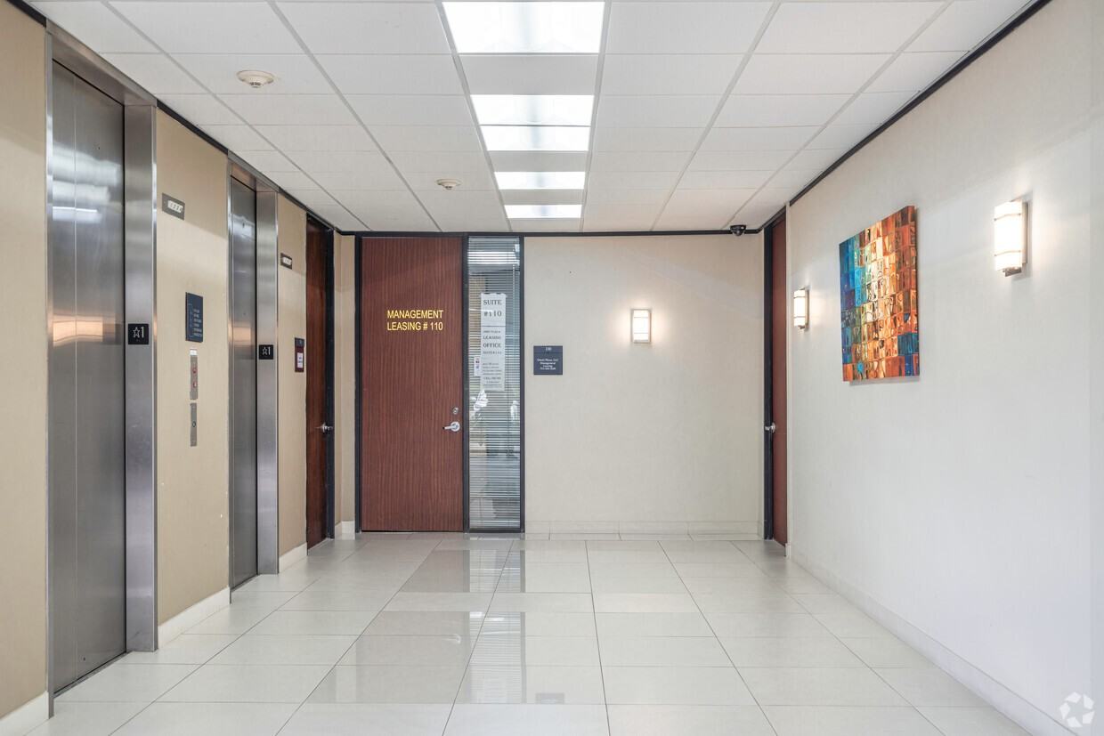 397 N Sam Houston Pkwy W #110 - Photo 5 of 15