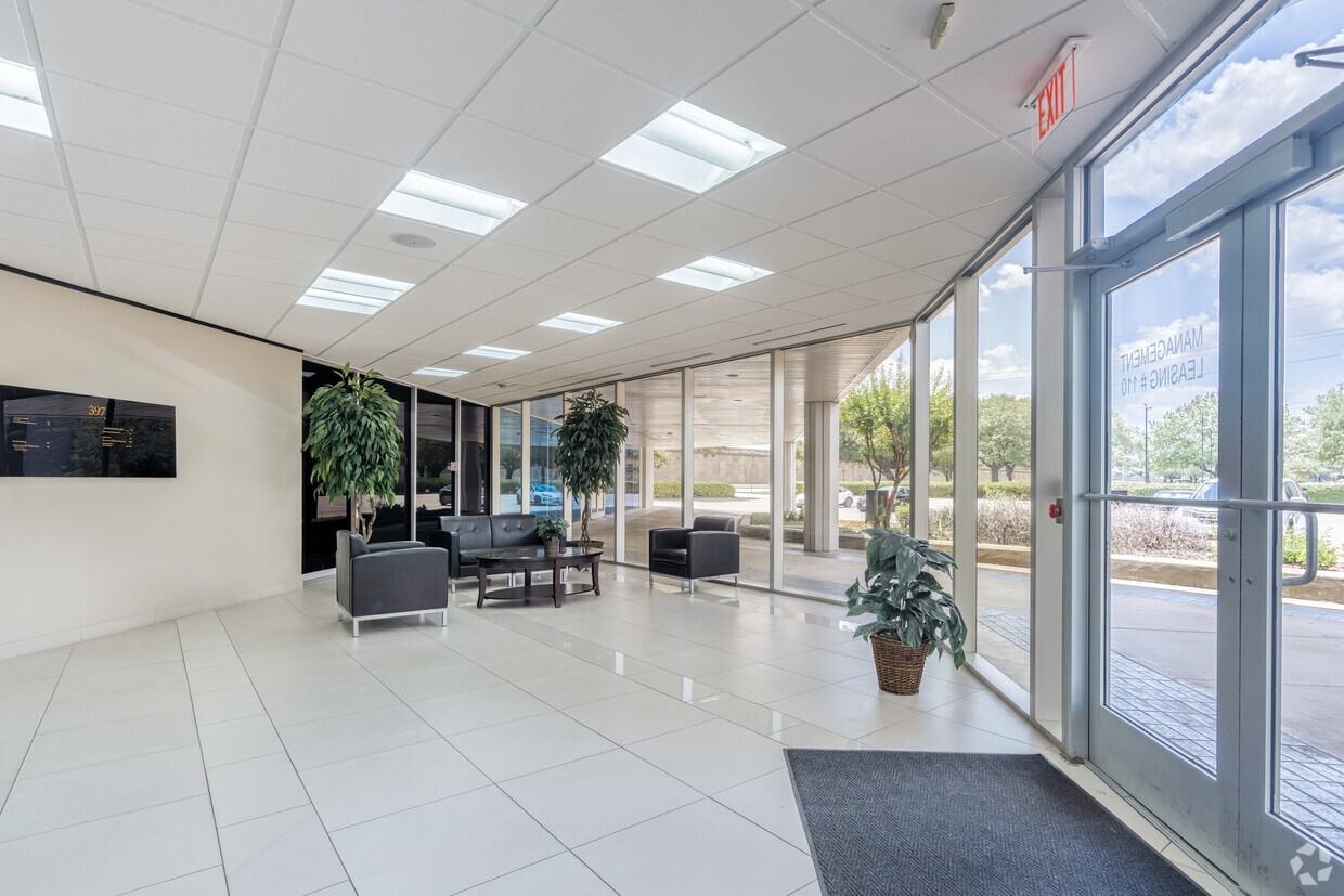 397 N Sam Houston Pkwy W #110 - Photo 7 of 15