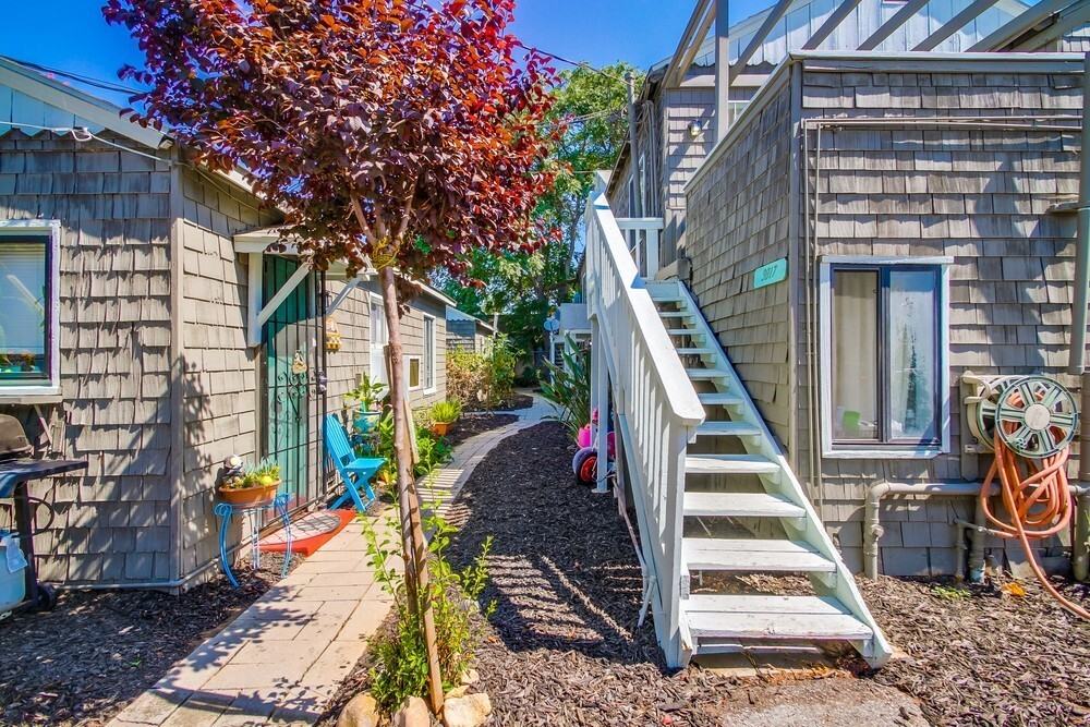 River Street Villas - Photo 6 of 13