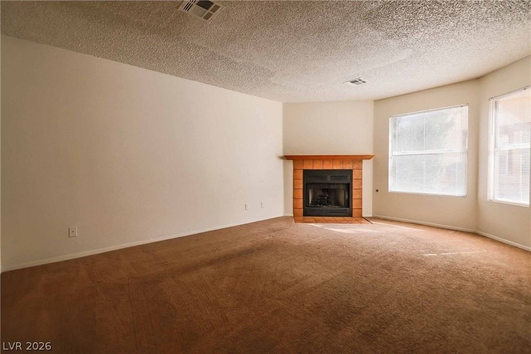 566 Kristin Ln - Photo 2 of 16