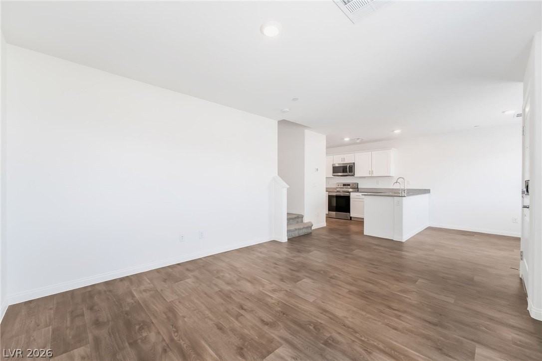 12184 Mojave Gold Rd #2 - Photo 5 of 23