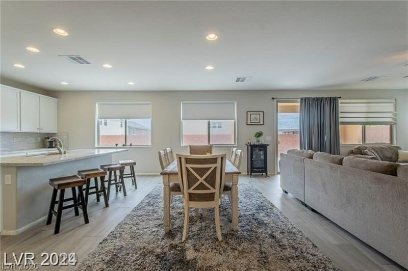 829 Lower Lake Ct - Photo 3 of 31