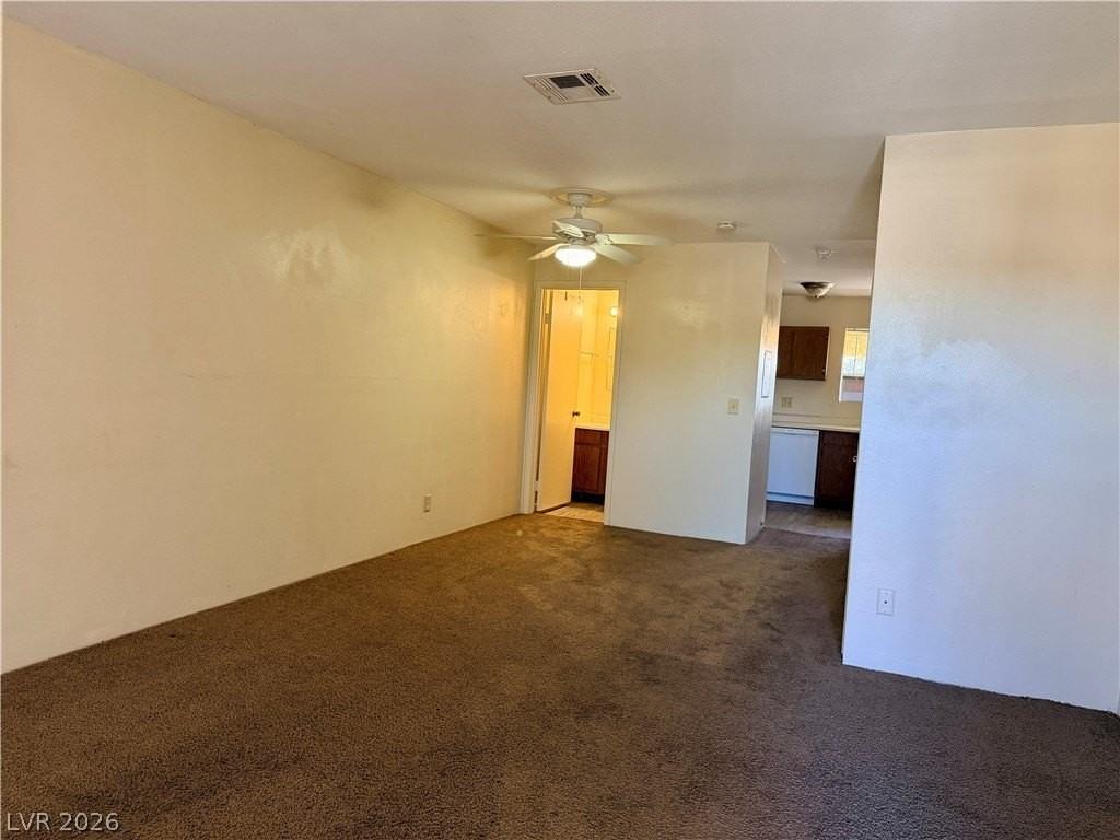 1303 Darlene Way #402B - Photo 6 of 12