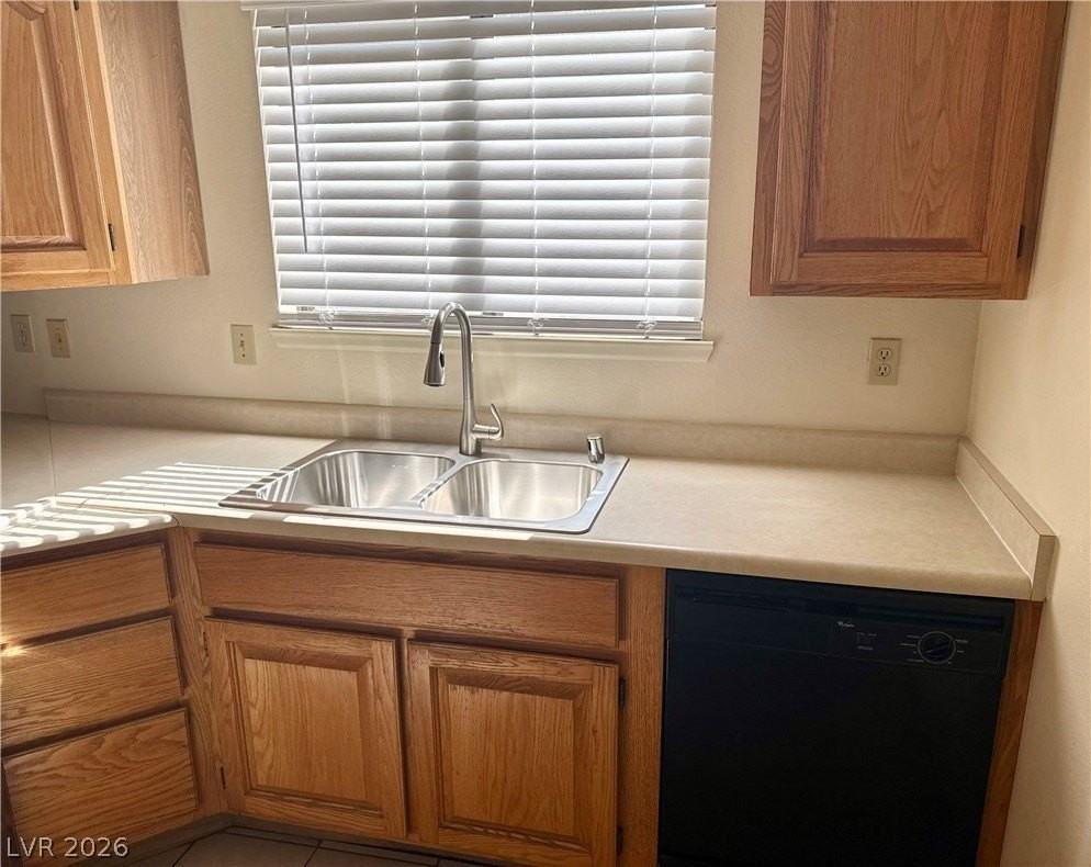 1320 Georgia Ave #A - Photo 5 of 14