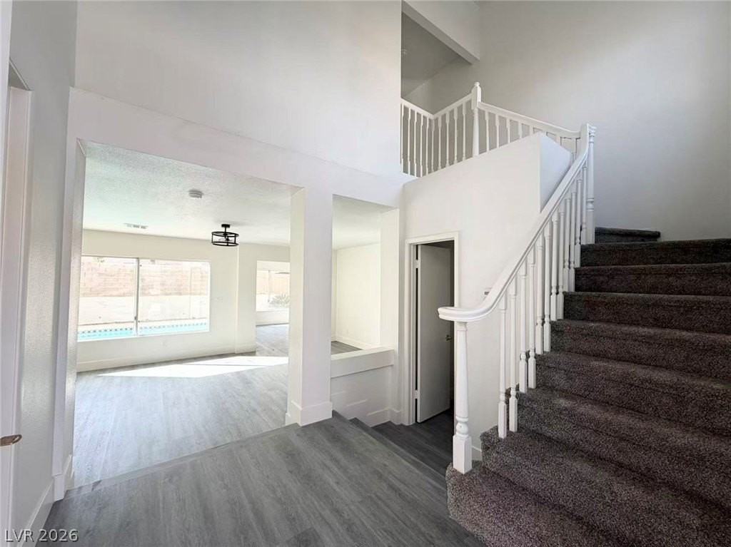 261 Delfino Way - Photo 4 of 27