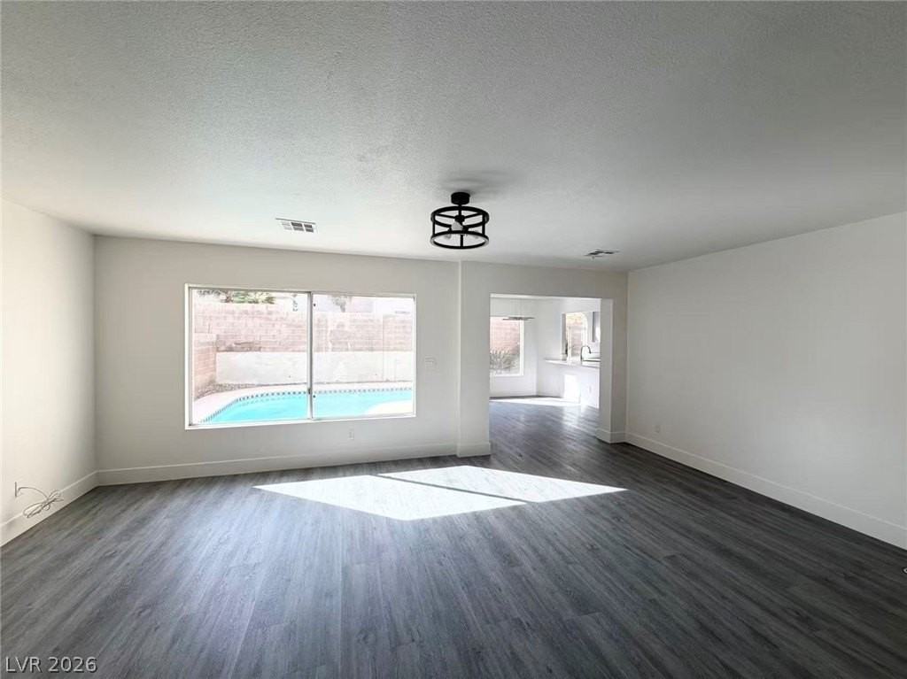 261 Delfino Way - Photo 5 of 27