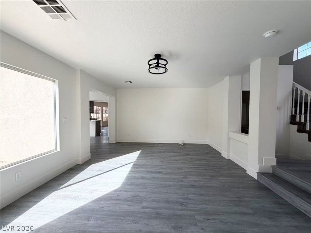 261 Delfino Way - Photo 6 of 27