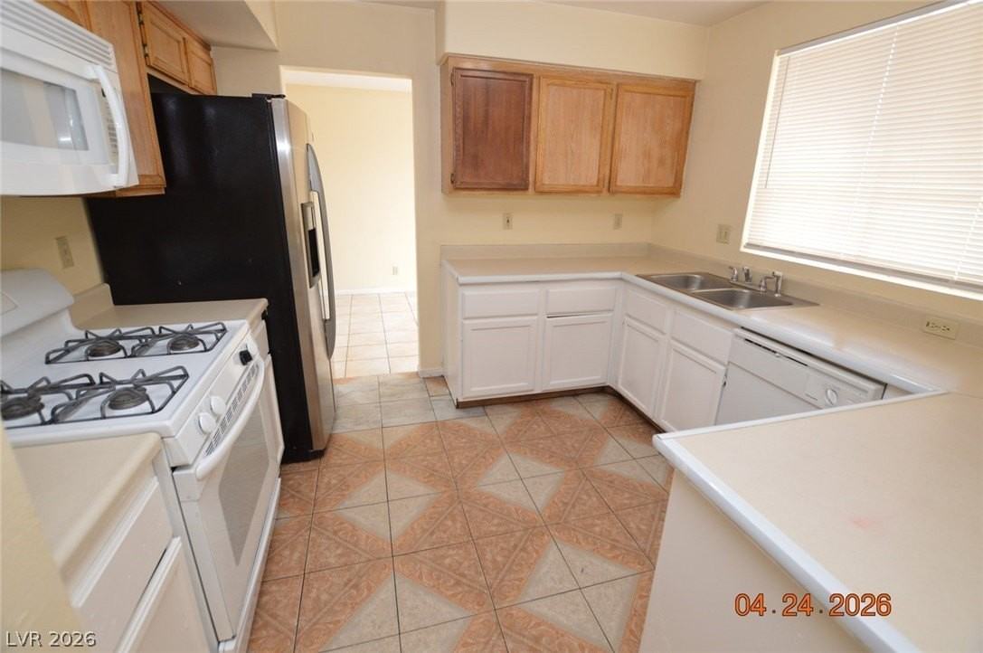 3409 Trilogy Dr - Photo 7 of 21