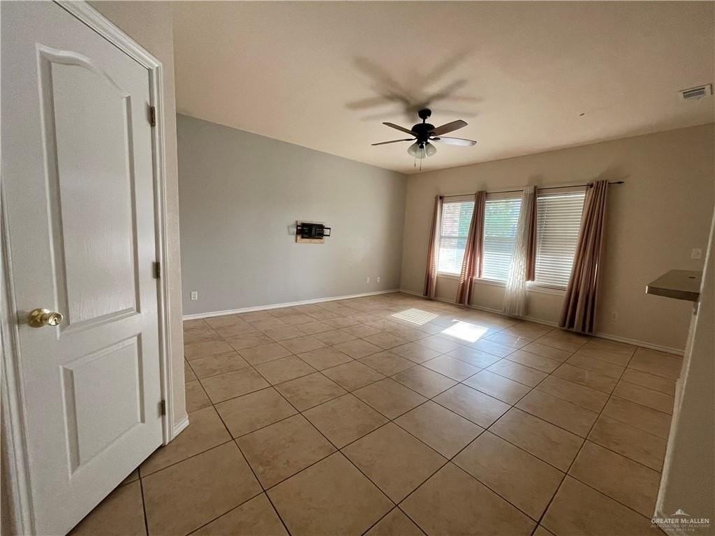 2515 Dove Ave - Photo 5 of 22