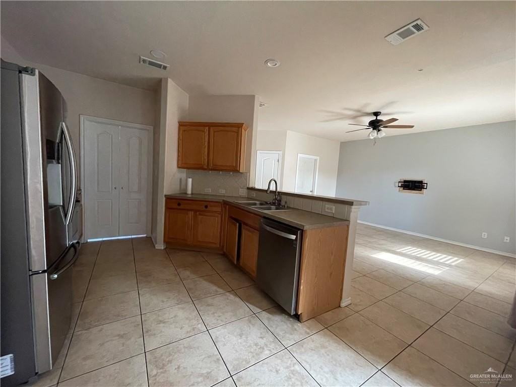 2515 Dove Ave - Photo 7 of 22