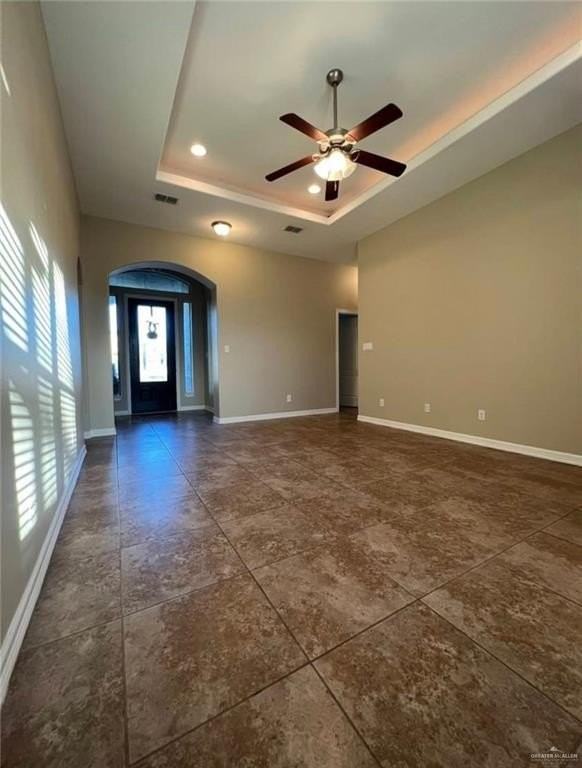 619 Dalobo Blvd - Photo 3 of 13