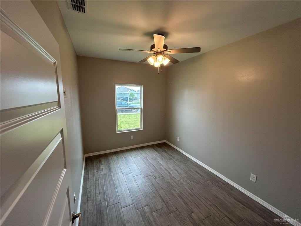 1805 Stauffer St #3 - Photo 5 of 13