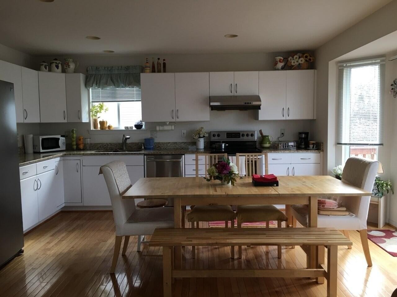 156 Arthur Dr - Photo 2 of 9