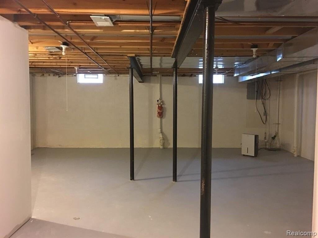 156 Arthur Dr - Photo 7 of 9