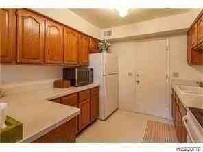 5117 Buckingham - Photo 7 of 10