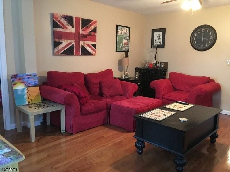 503 Downer St - Photo 2 of 9