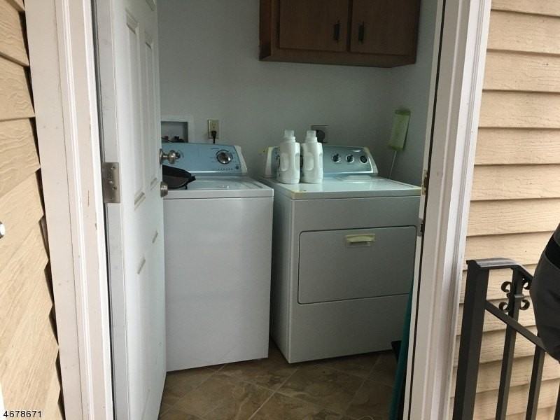 503 Downer St - Photo 7 of 9