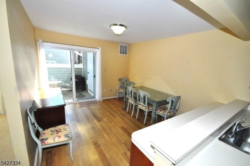 352 Greenbriar-4 #4 - Photo 6 of 20