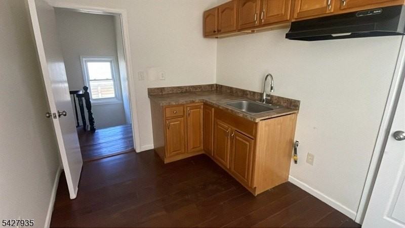 120 S 7th St #3 - Photo 3 of 5