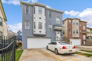 150 N Munn Ave - Photo 1 of 1