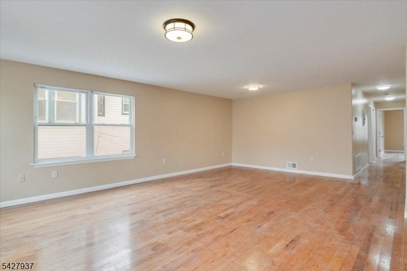 150 N Munn Ave - Photo 5 of 15