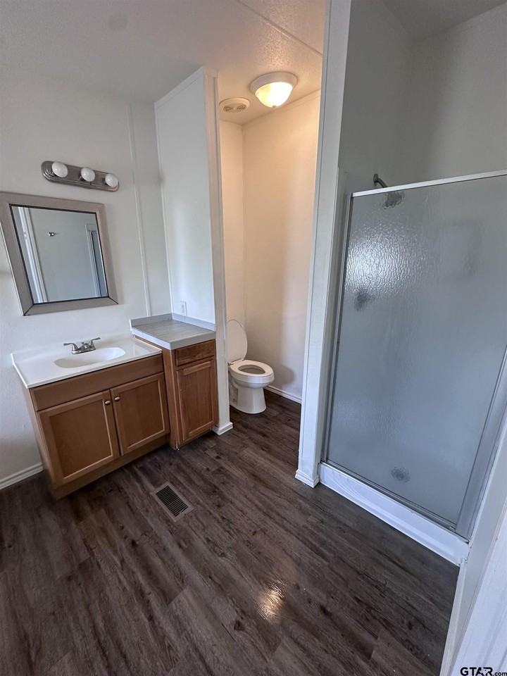 12847 Fm 2710 - Photo 5 of 9