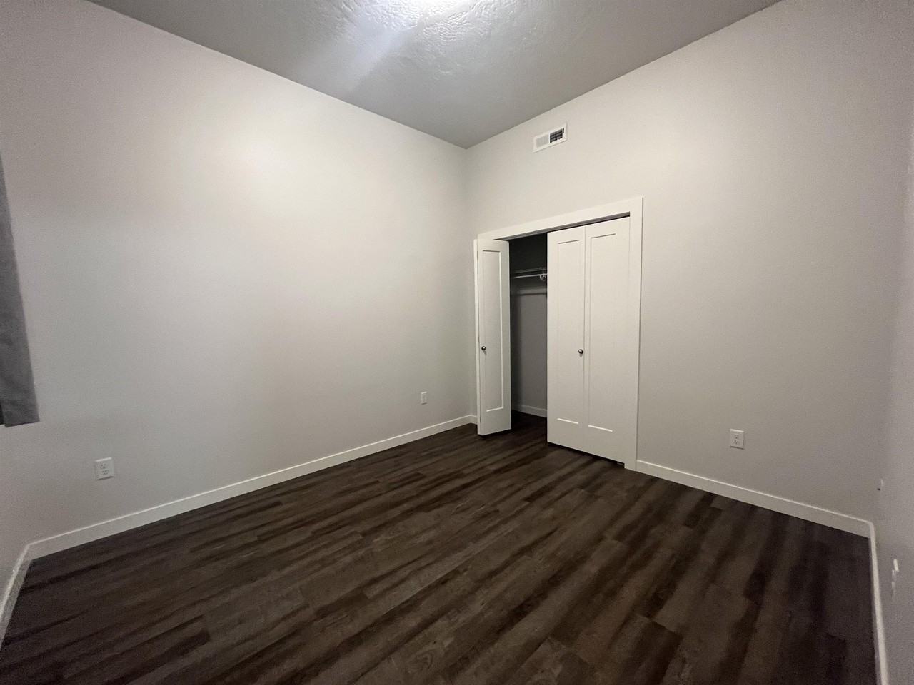 Hickory St. - Photo 4 of 16