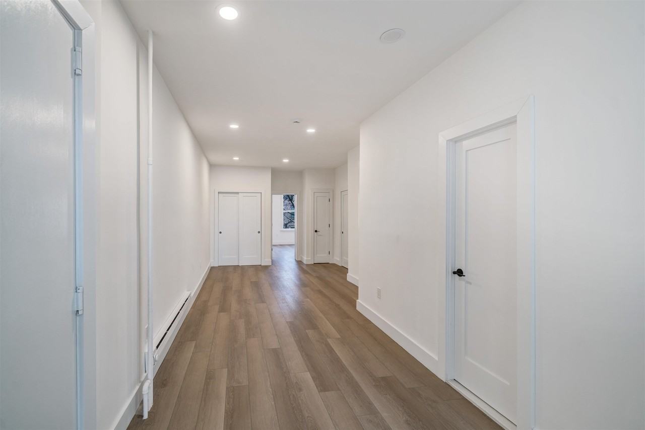 206 Bloomfield St #5 - Photo 3 of 17