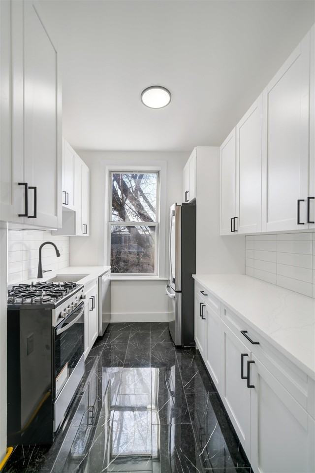 206 Bloomfield St #5 - Photo 4 of 17