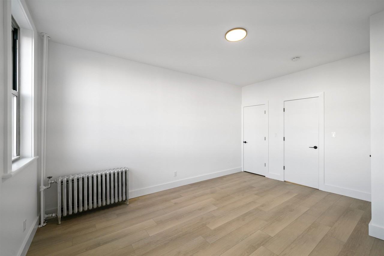 216 Madison St #4 - Photo 7 of 13