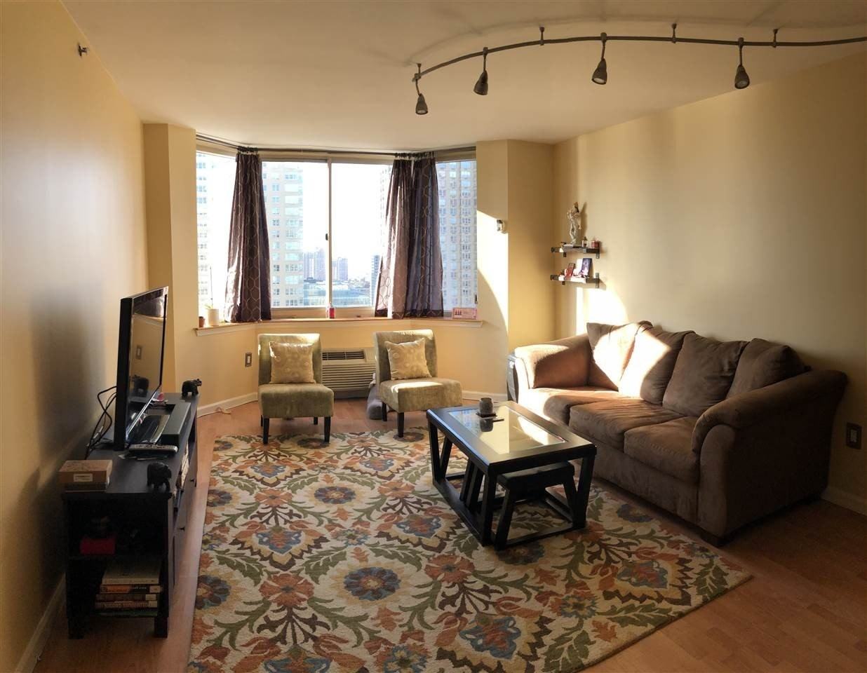 1 2nd St #2205 - Photo 4 of 10