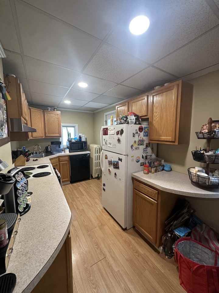 1301 Clayton - Photo 2 of 13