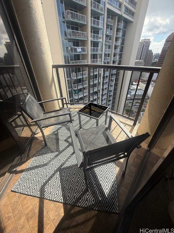 60 N Beretania St #3108 - Photo 3 of 25