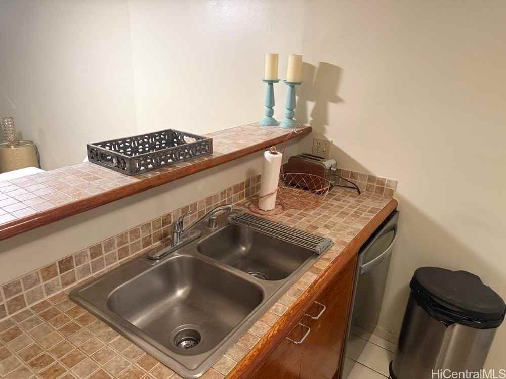 60 N Beretania St #3108 - Photo 6 of 25
