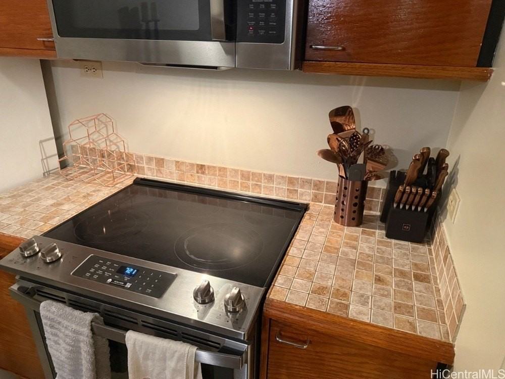 60 N Beretania St #3108 - Photo 7 of 25