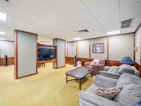 555 Hahaione St #5C - Photo 1 of 1