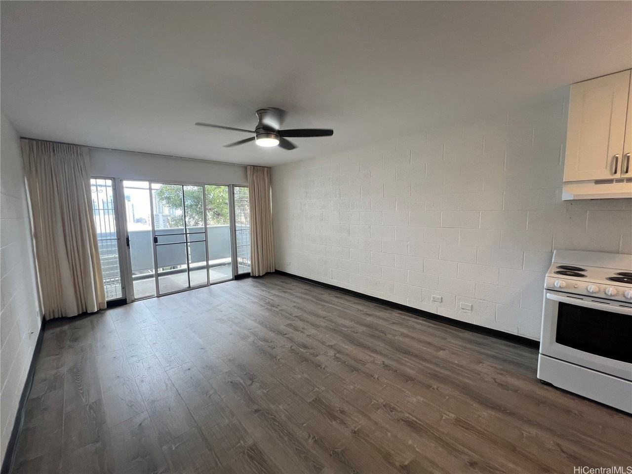 802 Prospect St #103 - Photo 2 of 8