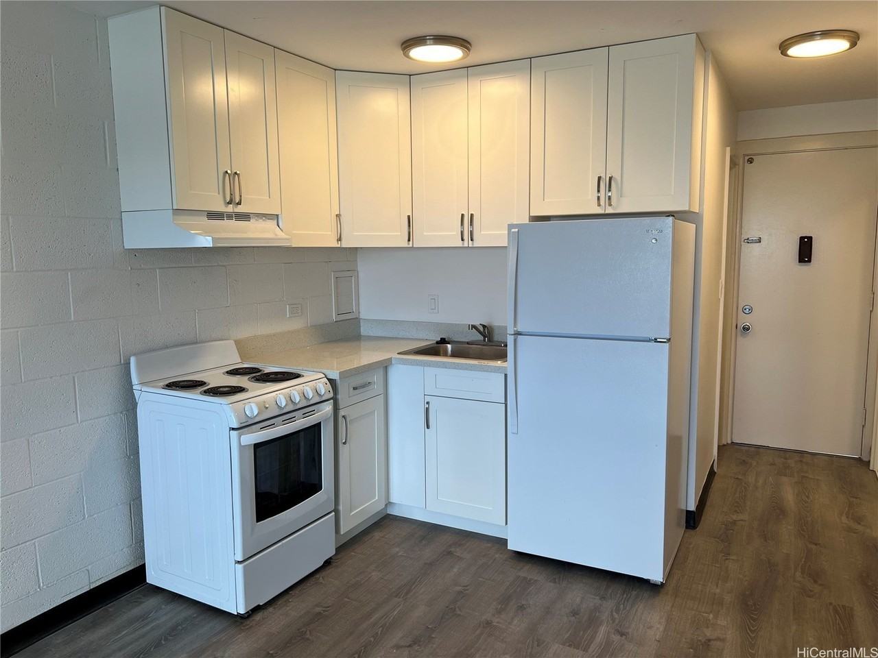 802 Prospect St #103 - Photo 5 of 8