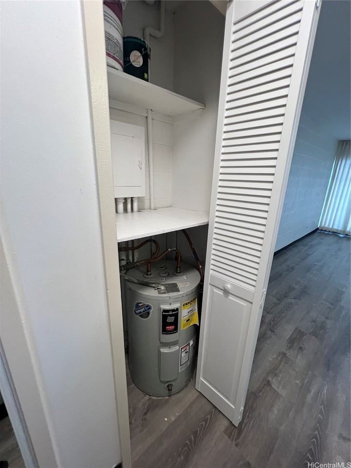 802 Prospect St #103 - Photo 7 of 8