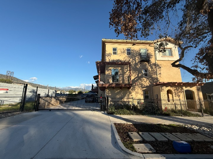 Wonder Village One - Photo 7 of 9