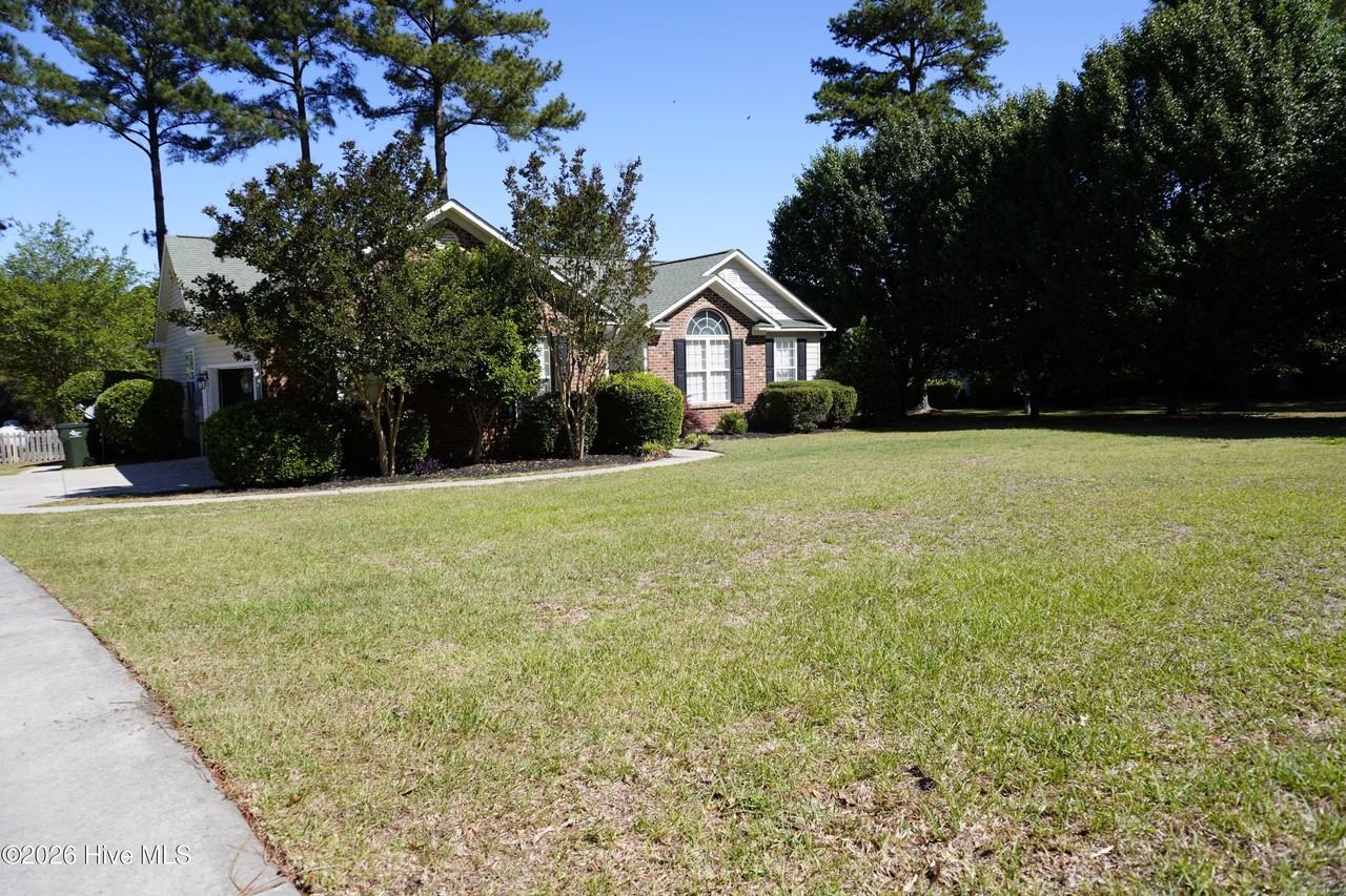 170 Russett Ct - Photo 3 of 36