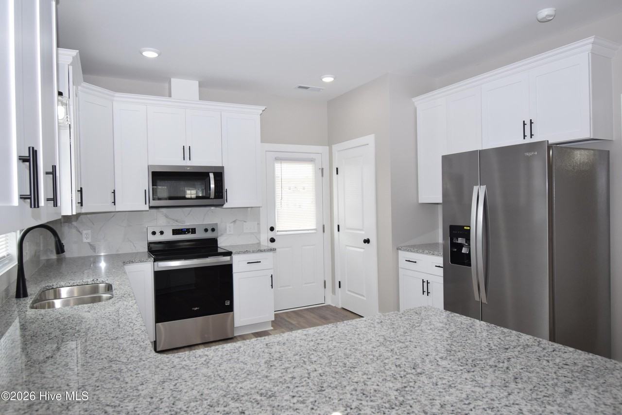 625 Abigail Taylor Dr #A - Photo 6 of 21