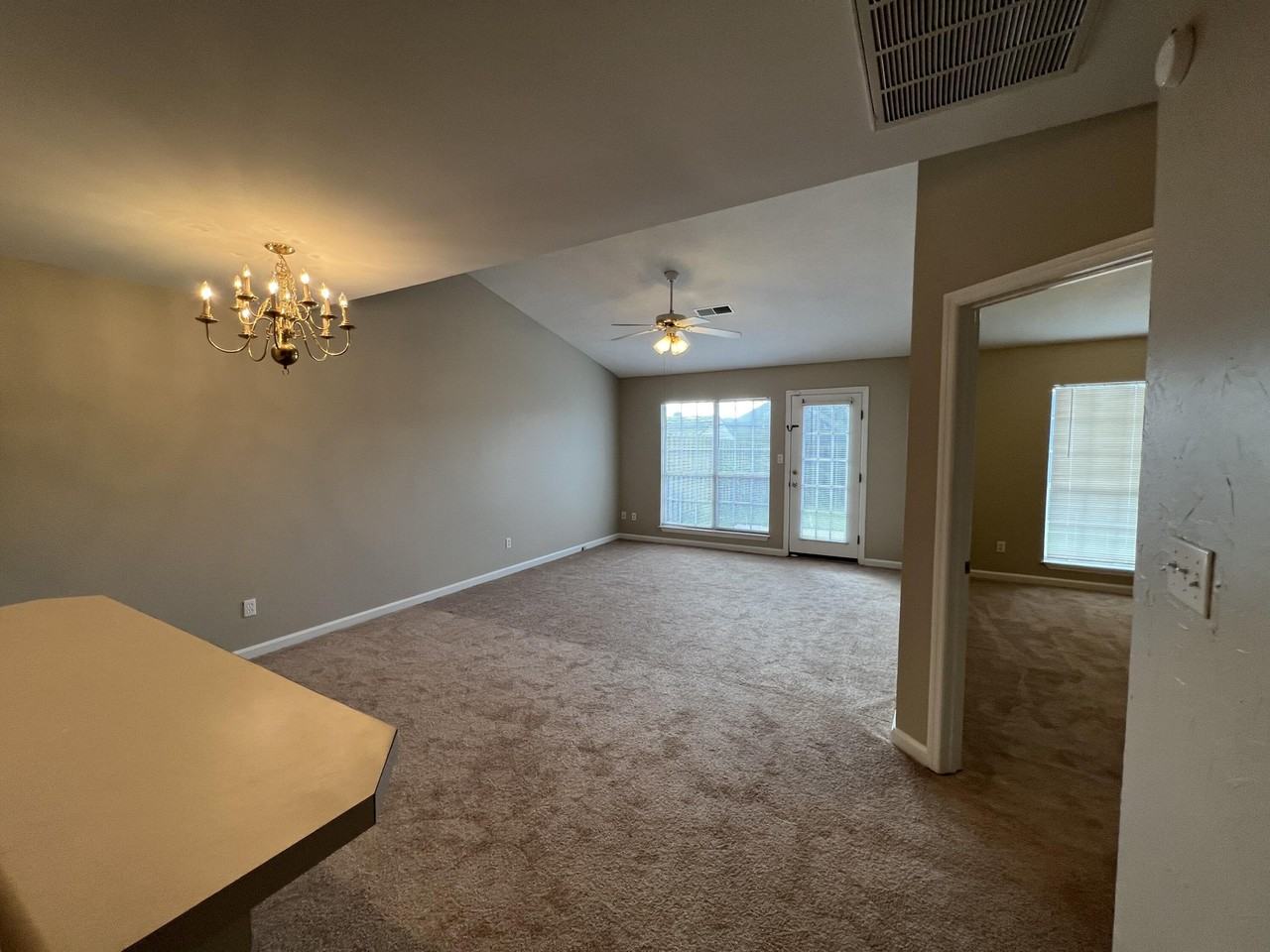 17 Macaulay Pl - Photo 2 of 25