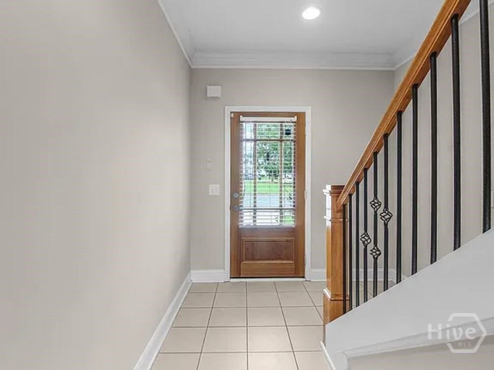 125 Ventura Pl - Photo 7 of 40