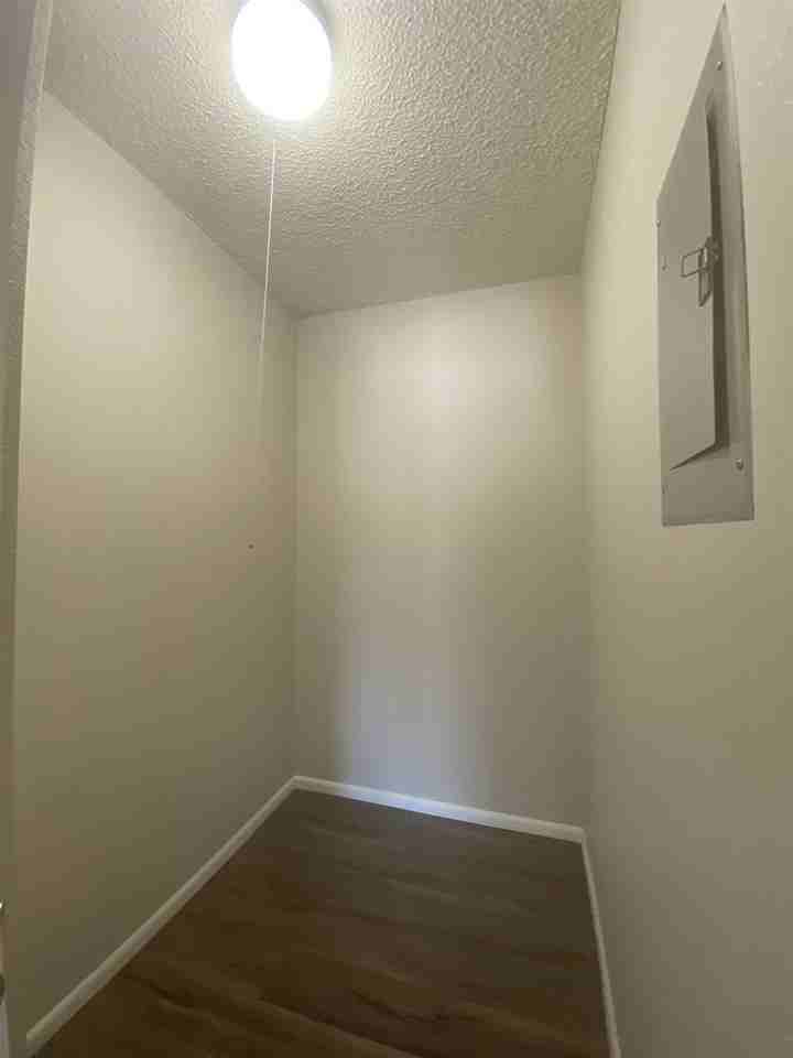 3 27th St - Photo 7 of 8