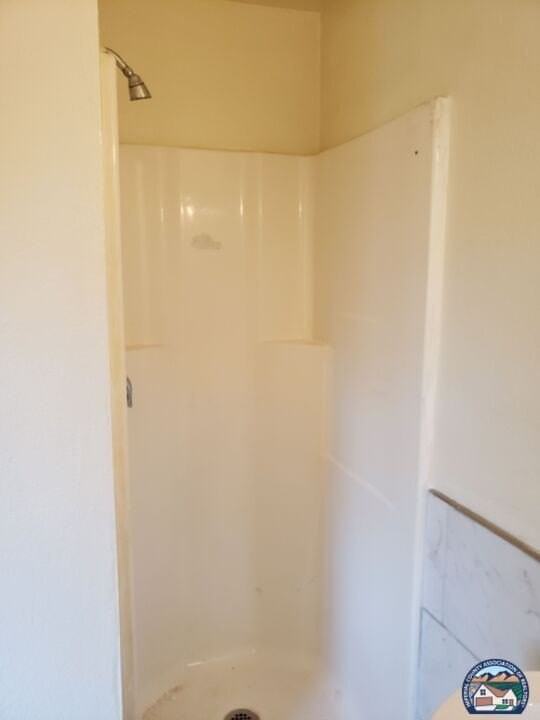 271 W 3rd St #3 - Photo 5 of 6