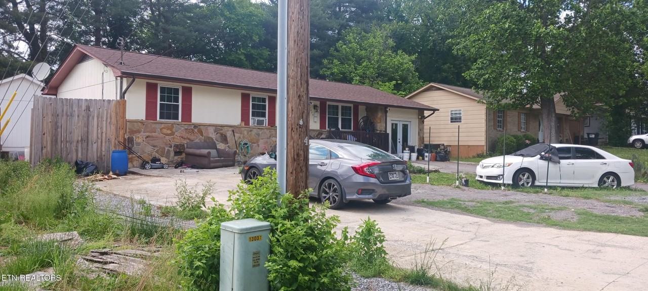 1029 Morrow Rd - Photo 7 of 8